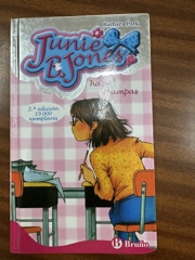 Junie B. Jones hace trampas Image Cover