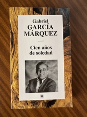 Cien años de soledad Image Cover