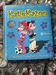 KatieKazoo: Chicos contra chicas Image Cover