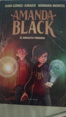 El amuleto perdido / The Lost Amulet Image Cover