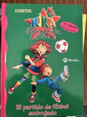 Kika Superbruja y Dani. El partido de fútbol embrujado Image Cover